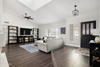 601 E Silver Creek Road, Gilbert, AZ 85296 - Photo 4