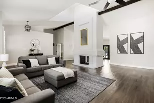 601 E Silver Creek Rd, Gilbert, AZ 85296 - Photo 2