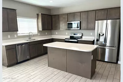 8213 S 45th Avenue, Laveen, AZ 85339 - Photo 2