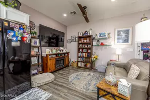 12442 W Myrtle Ct, Glendale, AZ 85307 - Photo 16