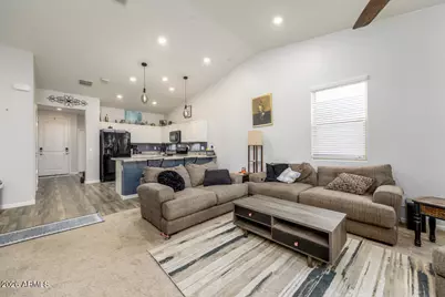 12442 W Myrtle Court, Glendale, AZ 85307 - Photo 4