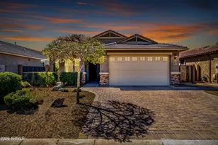 511 E Pasaro Dr, Phoenix, AZ 85085 - Photo 2