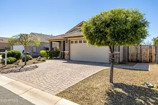 511 E Pasaro Dr, Phoenix, AZ 85085 - Photo 6