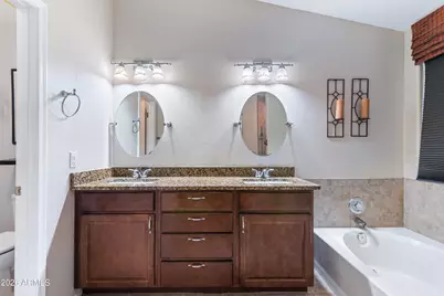 4014 W Fallen Leaf Lane, Glendale, AZ 85310 - Photo 20