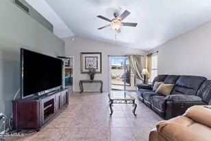 4014 W Fallen Leaf Ln, Glendale, AZ 85310 - Photo 6