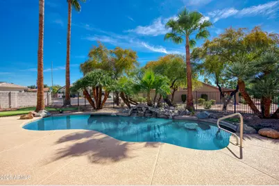 16111 W Mulberry Drive, Goodyear, AZ 85395 - Photo 18