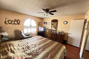 2260 N Middlecoff Dr, Mesa, AZ 85215 - Photo 6