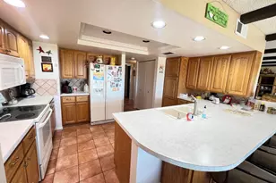 2260 N Middlecoff Dr, Mesa, AZ 85215 - Photo 16