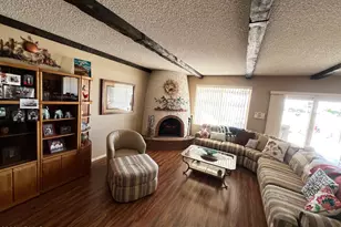 2260 N Middlecoff Dr, Mesa, AZ 85215 - Photo 20