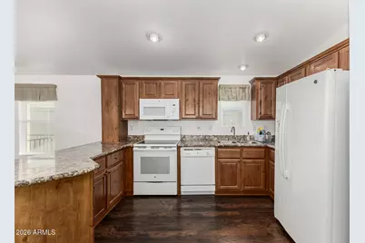 2140 E Michigan Avenue #35, Phoenix, AZ 85024 - Photo 4