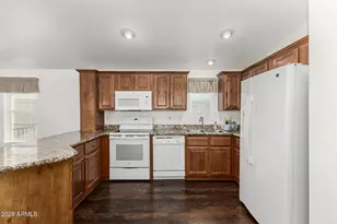 2140 East Michigan Ave, Phoenix, AZ 85024 - Photo 4