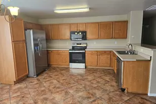 43682 W Elm Dr, Maricopa, AZ 85138 - Photo 6