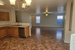 43682 W Elm Dr, Maricopa, AZ 85138 - Photo 8