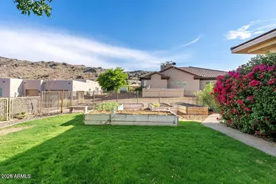 8705 S 24th Place, Phoenix, AZ 85042 - Photo 38