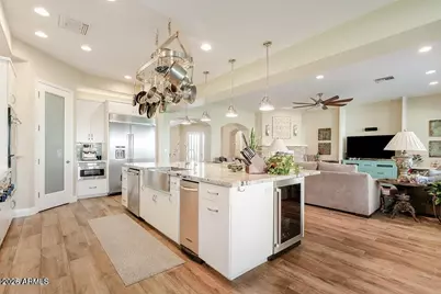 8705 S 24th Place, Phoenix, AZ 85042 - Photo 16