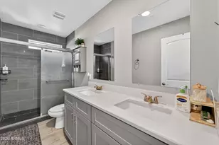 1939 E Encinas Ln, Phoenix, AZ 85040 - Photo 24