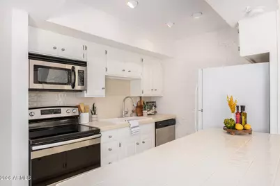 4656 N 40th Street, Phoenix, AZ 85018 - Photo 12