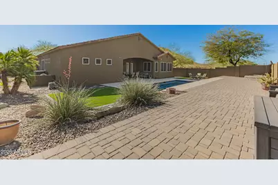 9852 W Hedge Hog Place, Peoria, AZ 85383 - Photo 34