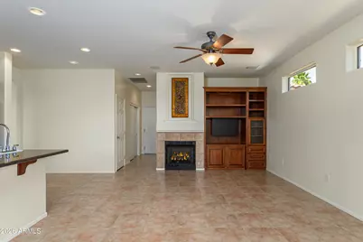 20127 N Horse Trail Drive, Surprise, AZ 85374 - Photo 8