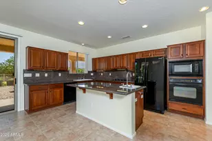 20127 N Horse Trail Dr, Surprise, AZ 85374 - Photo 4