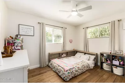 1903 E Palo Verde Drive, Phoenix, AZ 85016 - Photo 12