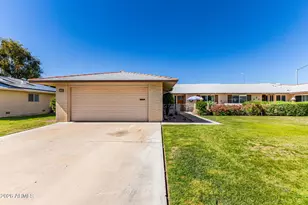 15666 N Lakeforest Dr, Sun City, AZ 85351 - Photo 1