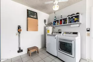 15666 N Lakeforest Dr, Sun City, AZ 85351 - Photo 24