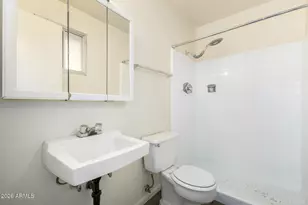 1412 E Broadmor Dr, Tempe, AZ 85282 - Photo 8