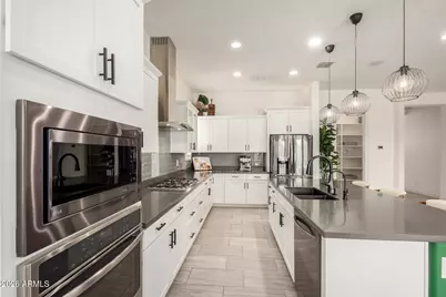 22823 N 46th Street, Phoenix, AZ 85050 - Photo 10