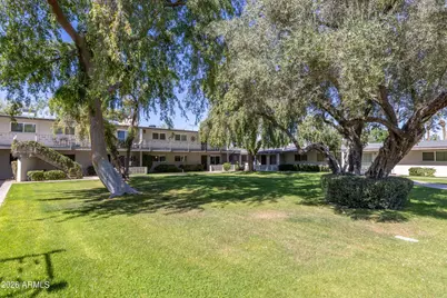 5550 N 12th Street #8, Phoenix, AZ 85014 - Photo 18