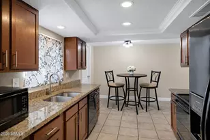 6816 N 29th Ln, Phoenix, AZ 85017 - Photo 14