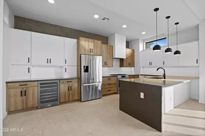 377 E Windsor Avenue #21, Phoenix, AZ 85004 - Photo 6