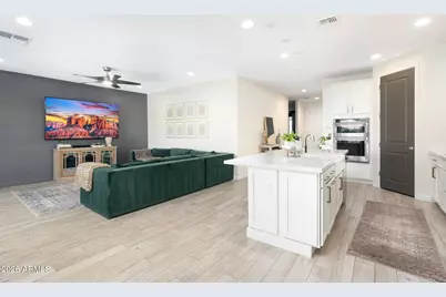 26320 N Thornhill Drive, Peoria, AZ 85383 - Photo 14