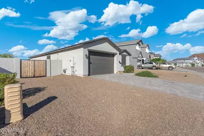 26320 N Thornhill Drive, Peoria, AZ 85383 - Photo 2