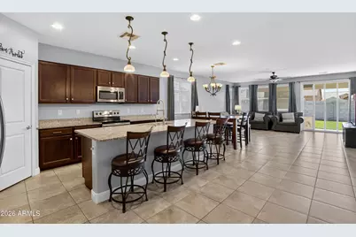 2015 W Olivia Drive, San Tan Valley, AZ 85144 - Photo 8