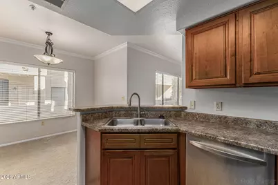 750 E Northern Avenue #1068, Phoenix, AZ 85020 - Photo 14