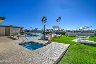 8647 E Devonshire Ave, Scottsdale, AZ 85251 - Photo 2