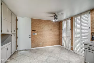 8647 E Devonshire Avenue, Scottsdale, AZ 85251 - Photo 18