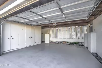 8647 E Devonshire Avenue, Scottsdale, AZ 85251 - Photo 40