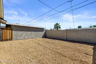 833 E Alice Ave, Phoenix, AZ 85020 - Photo 18