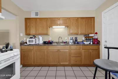 833 E Alice Avenue, Phoenix, AZ 85020 - Photo 12