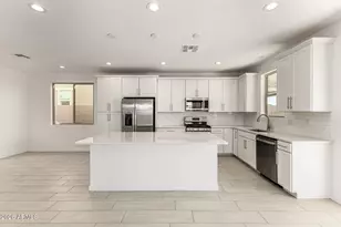 8716 S 170th Ave, Goodyear, AZ 85338 - Photo 4