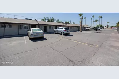 1915 N 26th Place #7, Phoenix, AZ 85008 - Photo 2