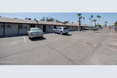 1915 N 26th Place #7, Phoenix, AZ 85008 - Photo 2