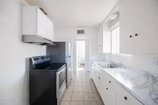 1915 N 26th Pl, Phoenix, AZ 85008 - Photo 8