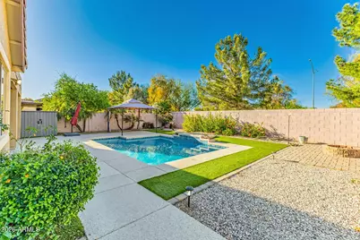 10438 E Knowles Avenue, Mesa, AZ 85209 - Photo 16