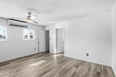 6246 N 23rd Avenue, Phoenix, AZ 85015 - Photo 14
