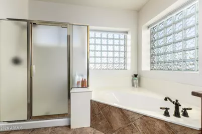 1015 E Liberty Lane, Gilbert, AZ 85296 - Photo 20