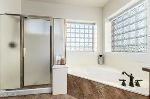 1015 E Liberty Ln, Gilbert, AZ 85296 - Photo 20