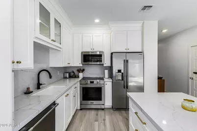 2265 W Echo Lane, Phoenix, AZ 85021 - Photo 12